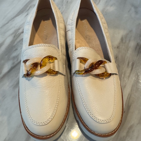 Vionic loafers - Picture 2 of 5